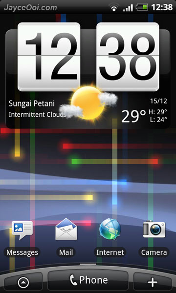 And you can install Android 2.3 Gingerbread Nexus S Live Wallpapers on 