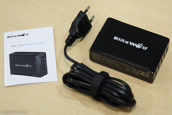 BlitzWolf-40W-Desktop-Charger_03