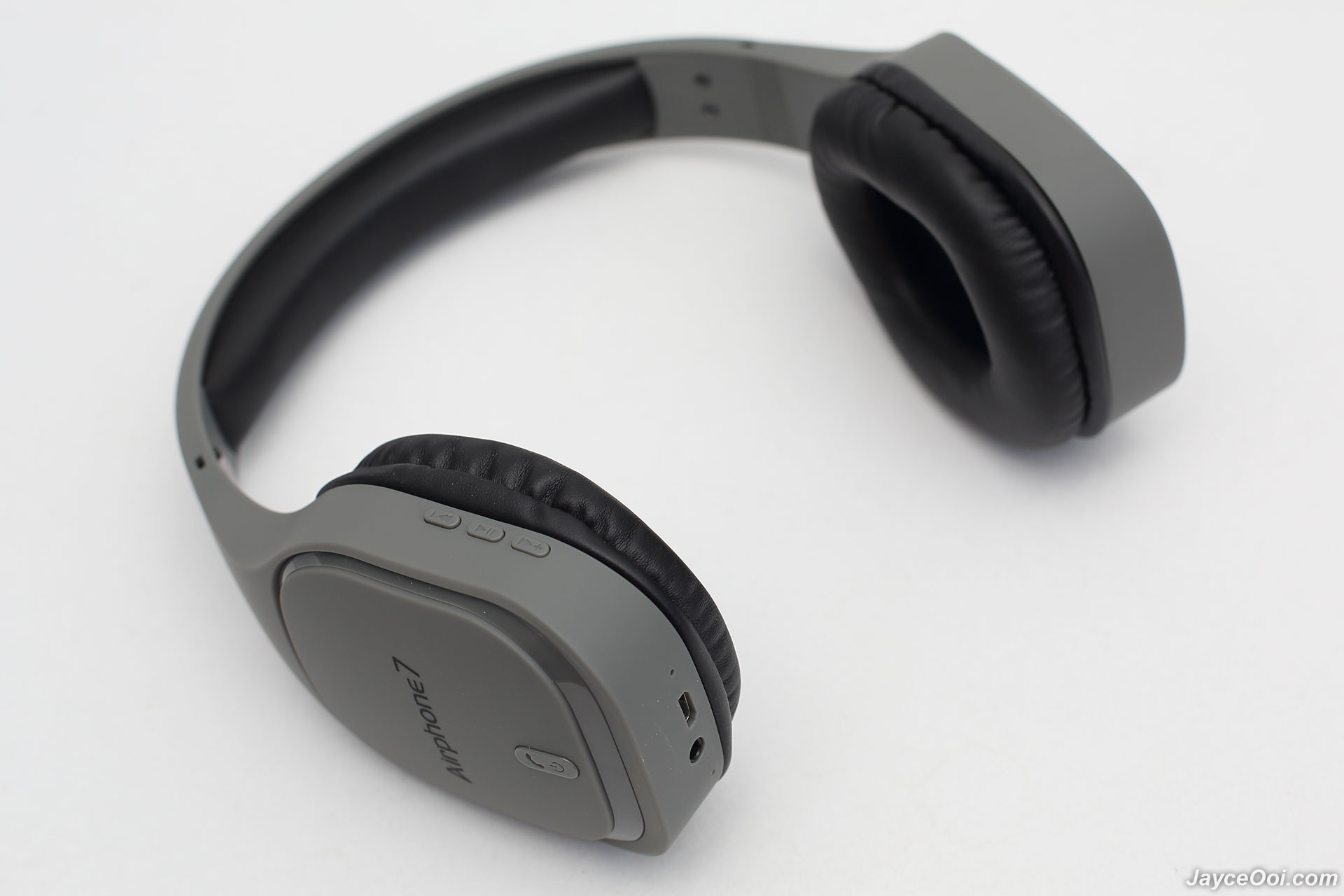 Sonicgear airphone 7 specification 2025