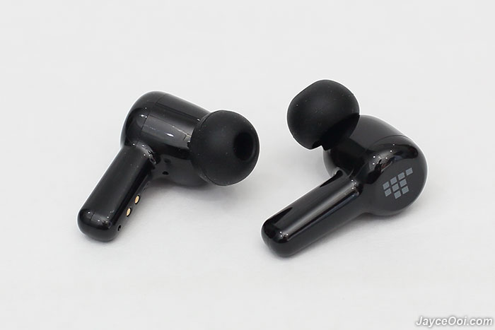 Apollo earphone top price